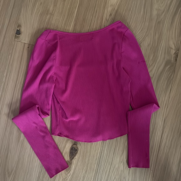 Pink Urban Outfitters longsleeve top - Picture 3 of 3